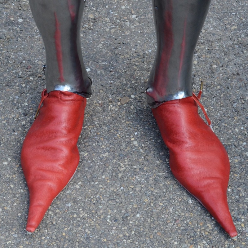 middelen Overleven Pijnboom Rode schoenen, illustere dragers - Het Woud der Verwachting